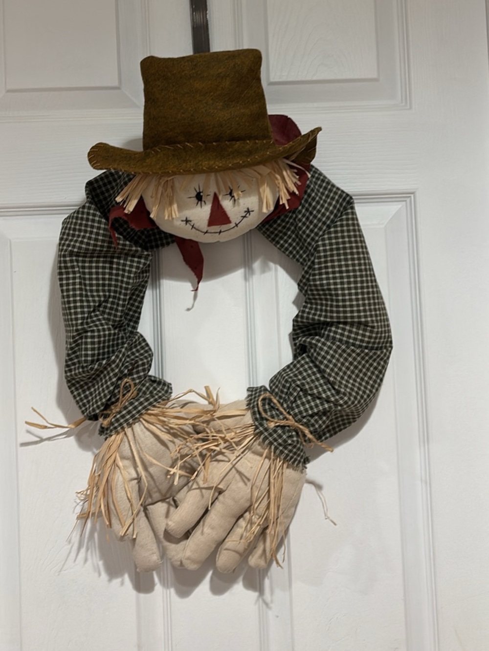 Rustic Green Scarecrow Wreath - Home Accents